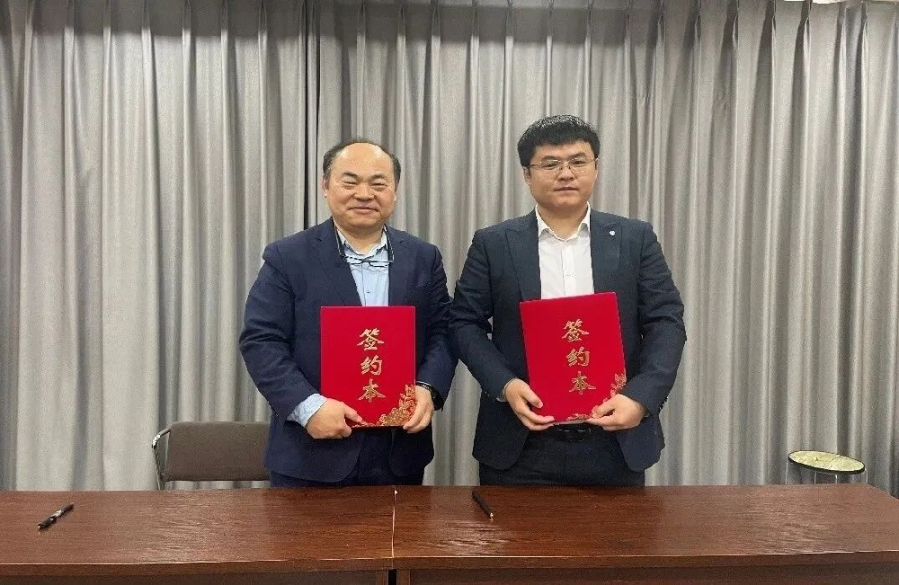 润行咨询与儒蒙企服举行营销系统咨询签约仪式